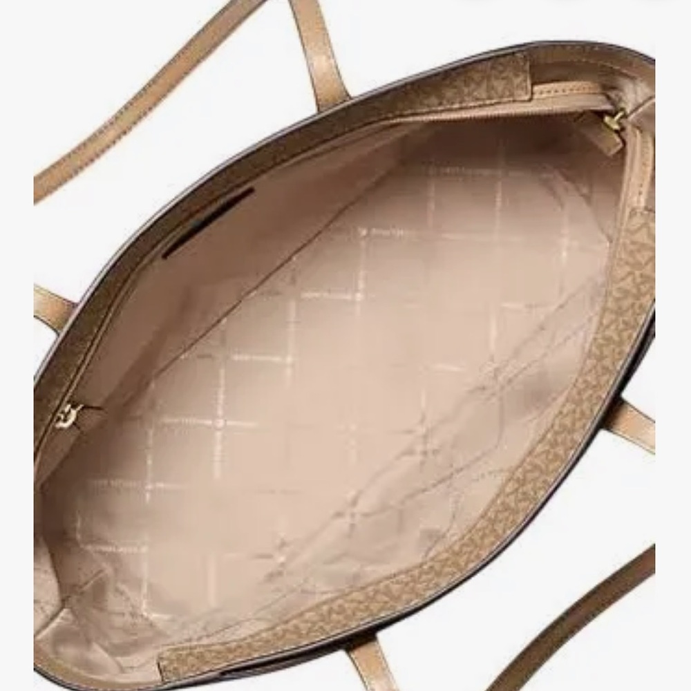 NWT Michael Kors Arden Tan Large Tote. - Picture 3 of 8